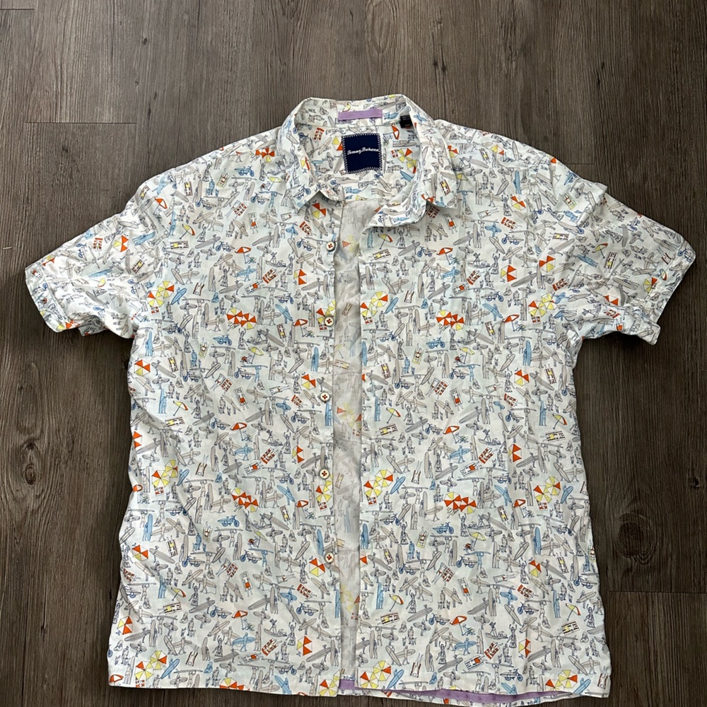TOMMY BAHAMA Short Sleeve Button-up
